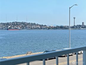 1156 Alki Avenue SW 204, Seattle WA 98116