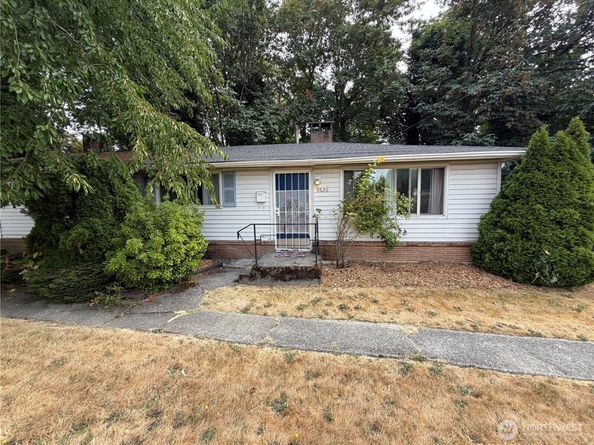 9626 Renton Avenue S B, Seattle WA 98118