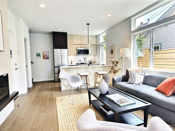 811 NE 90th Street, Seattle WA 98115