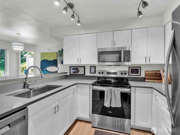 19404 NE Bothell Way B104, Bothell WA 98011