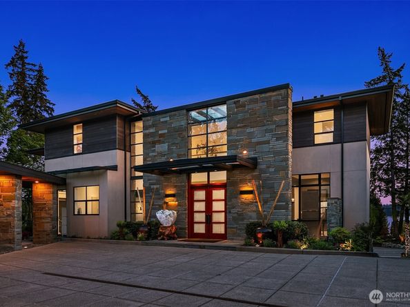 9632 Lake Washington Boulevard NE, Bellevue WA 98004