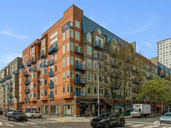 2415 2nd Avenue 449, Seattle WA 98121