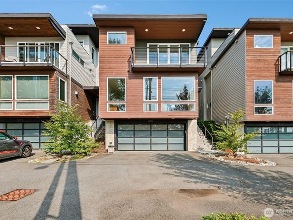 8710 112th Avenue NE, Kirkland WA 98033