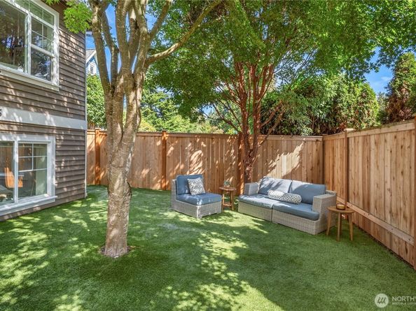 7755 35th Avenue NE, Seattle WA 98115