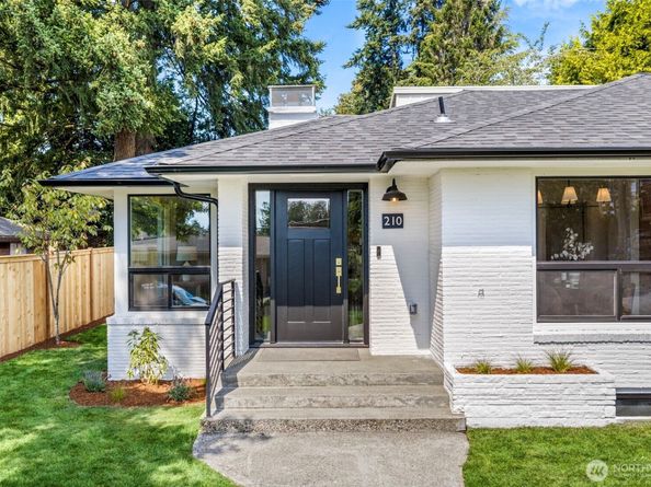 210 N 115th Street, Seattle WA 98133