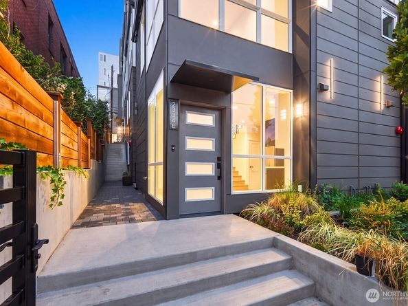 2334 Franklin Avenue E E, Seattle WA 98102