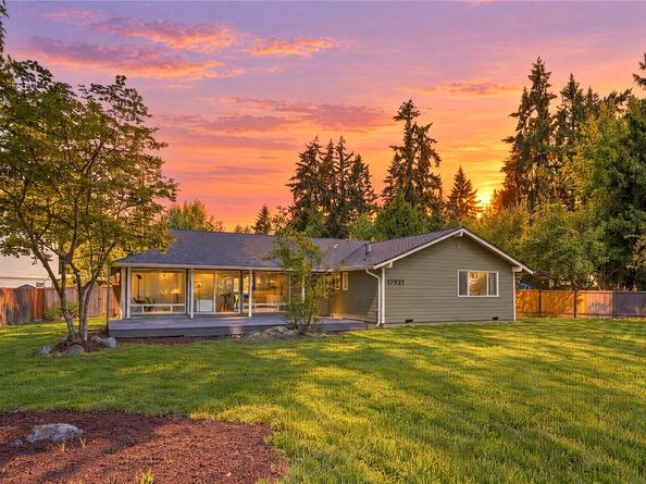 17921 NE 27th Street, Redmond WA 98052