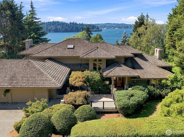 4715 81st Avenue SE, Mercer Island WA 98040