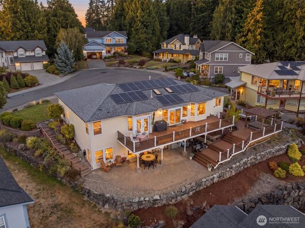 6086 Kingfisher Court, Bremerton WA 98312