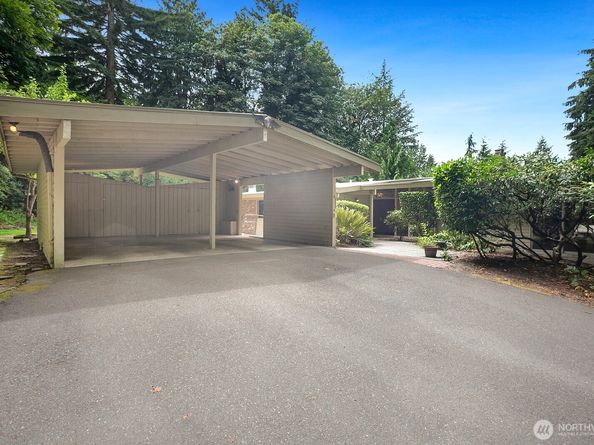 11880 NE 36th Place, Bellevue WA 98005