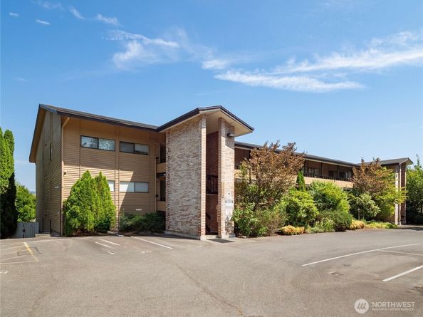 11600 Rainier Avenue S 202, Seattle WA 98178