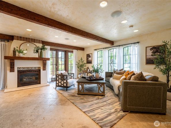 122 Waverly Way, Kirkland WA 98033
