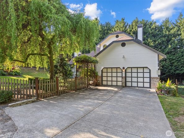 2119 242nd Street SW, Bothell WA 98021