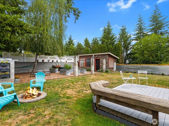 20819 63rd Avenue W, Lynnwood WA 98036