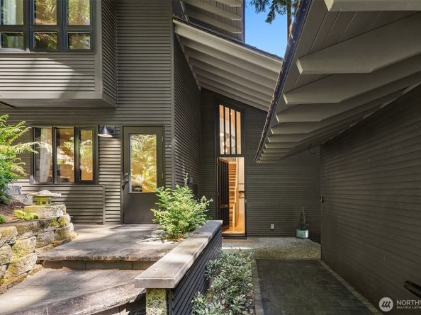 5 Lindley Road, Mercer Island WA 98040