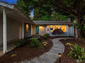 1517 3rd Place, Kirkland WA 98033