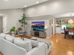 1517 3rd Place, Kirkland WA 98033