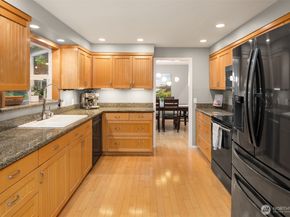 1517 3rd Place, Kirkland WA 98033