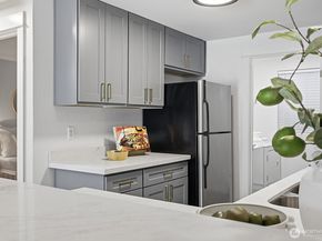 746 Kirkland Circle F102, Kirkland WA 98033