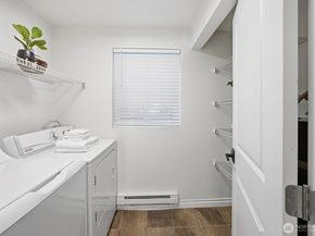 746 Kirkland Circle F102, Kirkland WA 98033