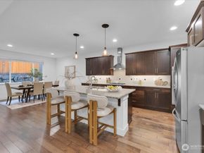 20704 2nd Avenue W, Lynnwood WA 98036