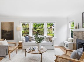 7348 Keen Way N, Seattle WA 98103
