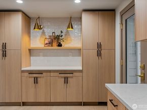 18818 181st Place NE, Woodinville WA 98077