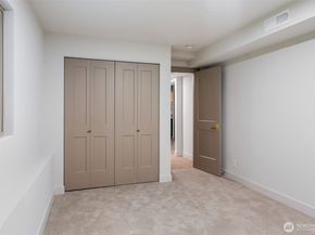 18818 181st Place NE, Woodinville WA 98077