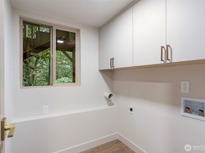 18818 181st Place NE, Woodinville WA 98077