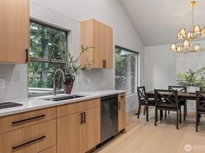 18818 181st Place NE, Woodinville WA 98077
