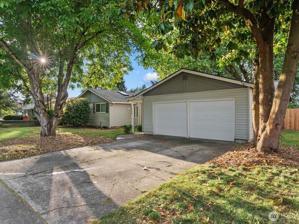 1235 23rd Street SE, Auburn WA 98002