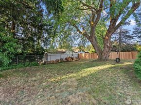 1235 23rd Street SE, Auburn WA 98002