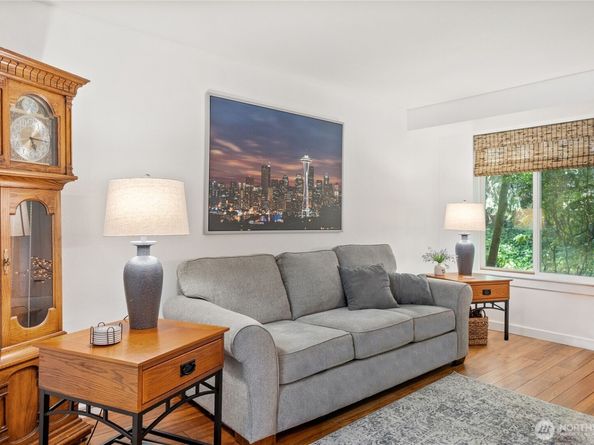 11002 SE Petrovitsky Road G102, Renton WA 98055