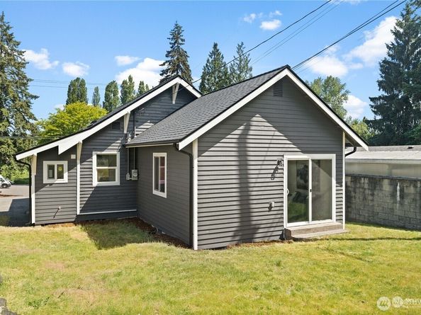 1021 SW 130th Street, Burien WA 98146