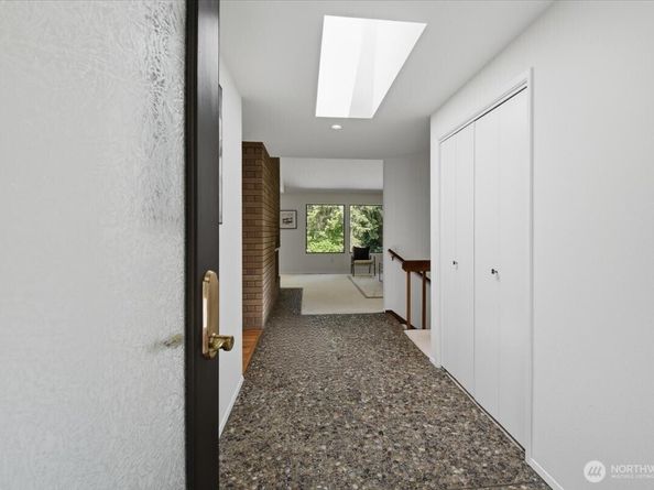 17816 NE 12th Street, Bellevue WA 98008
