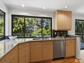 17816 NE 12th Street, Bellevue WA 98008