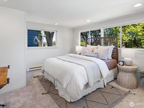 4754 4th Avenue NE, Seattle WA 98105