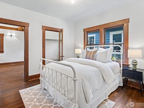 4754 4th Avenue NE, Seattle WA 98105