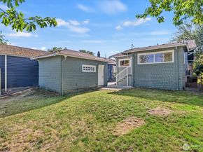 4754 4th Avenue NE, Seattle WA 98105
