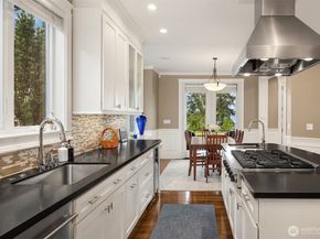 150 Waverly Way, Kirkland WA 98033