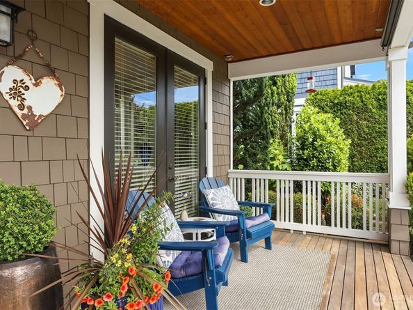 150 Waverly Way, Kirkland WA 98033
