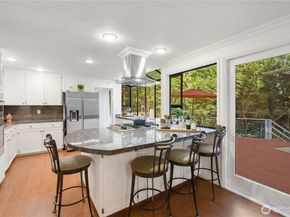 21842 NE 30th Place, Sammamish WA 98074
