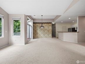 5500 Harbour Pointe Blvd H201, Mukilteo WA 98275