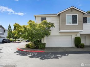 5500 Harbour Pointe Blvd H201, Mukilteo WA 98275