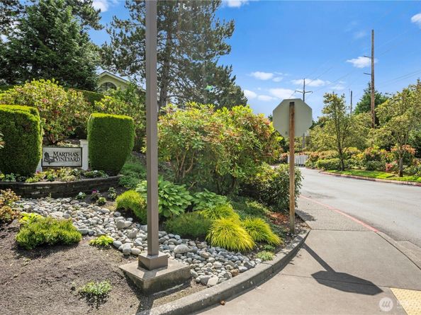 5500 Harbour Pointe Blvd H201, Mukilteo WA 98275
