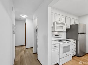 2419 E Madison Street 2467, Seattle WA 98112