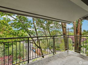2419 E Madison Street 2467, Seattle WA 98112