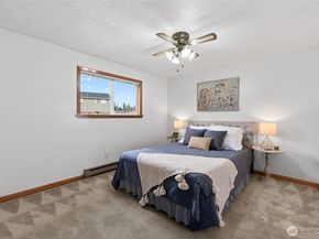 12414 SE 272nd Place D, Kent WA 98030