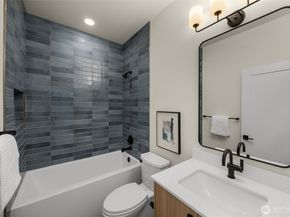 13811 84th Lane NE, Kirkland WA 98034