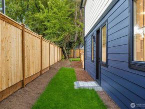 13811 84th Lane NE, Kirkland WA 98034